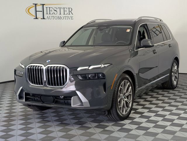 Used 2024 BMW X7 xDrive40i w/ Executive Package AWD/4WD image 4