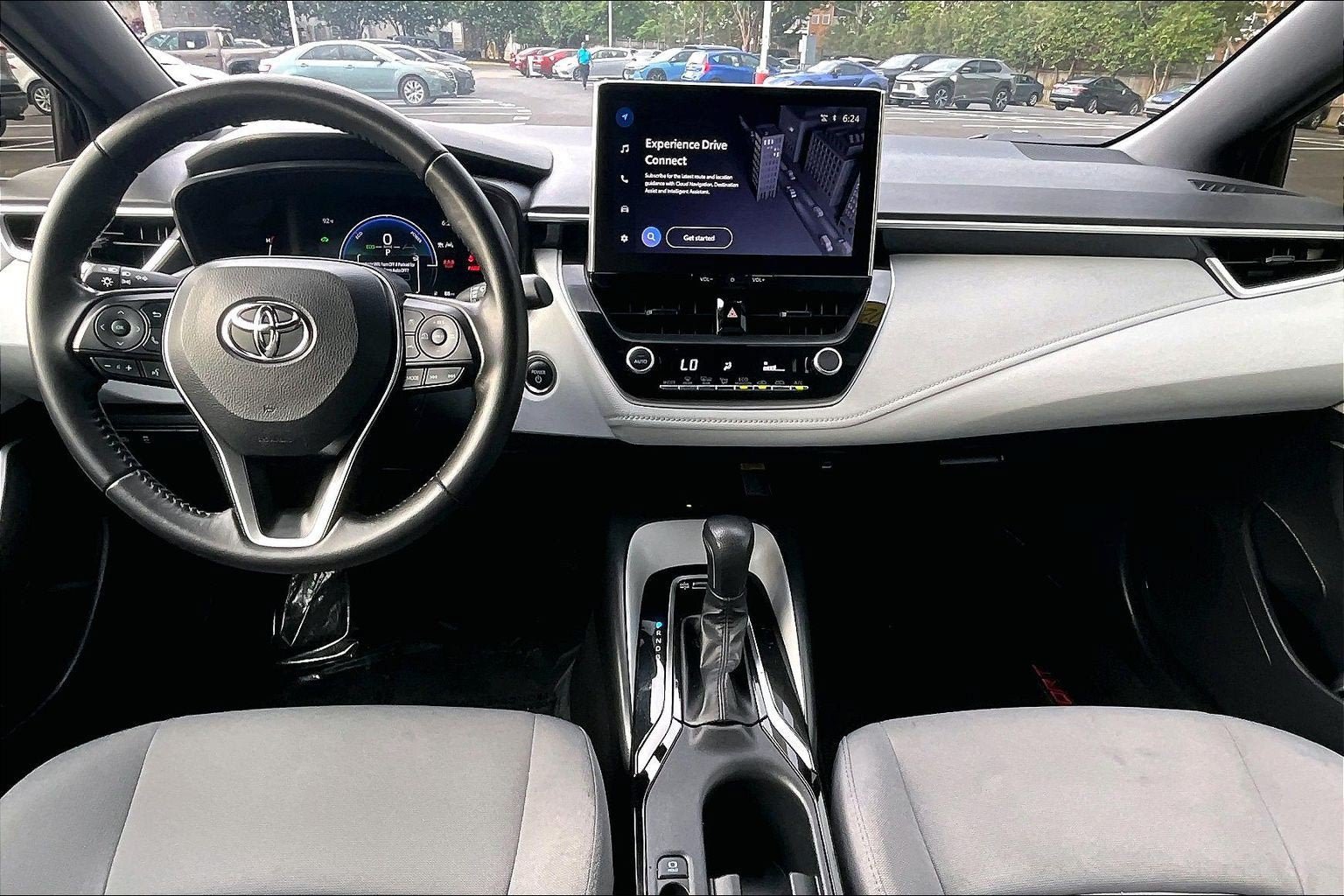 Used 2025 Toyota Corolla SE w/ SE Premium Package FWD image 14