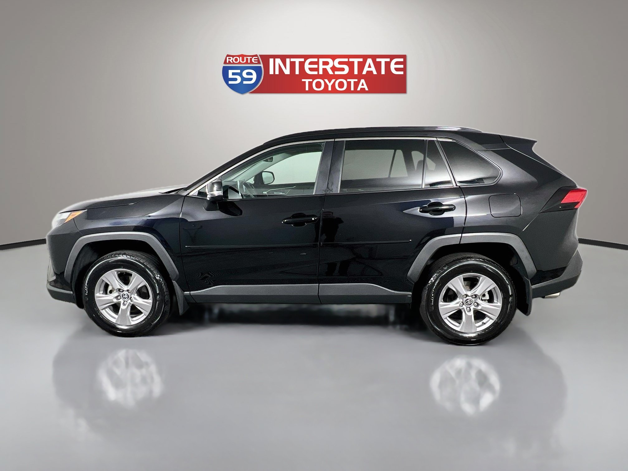 Certified 2025 Toyota RAV4 XLE w/ Convenience Package AWD/4WD image 4