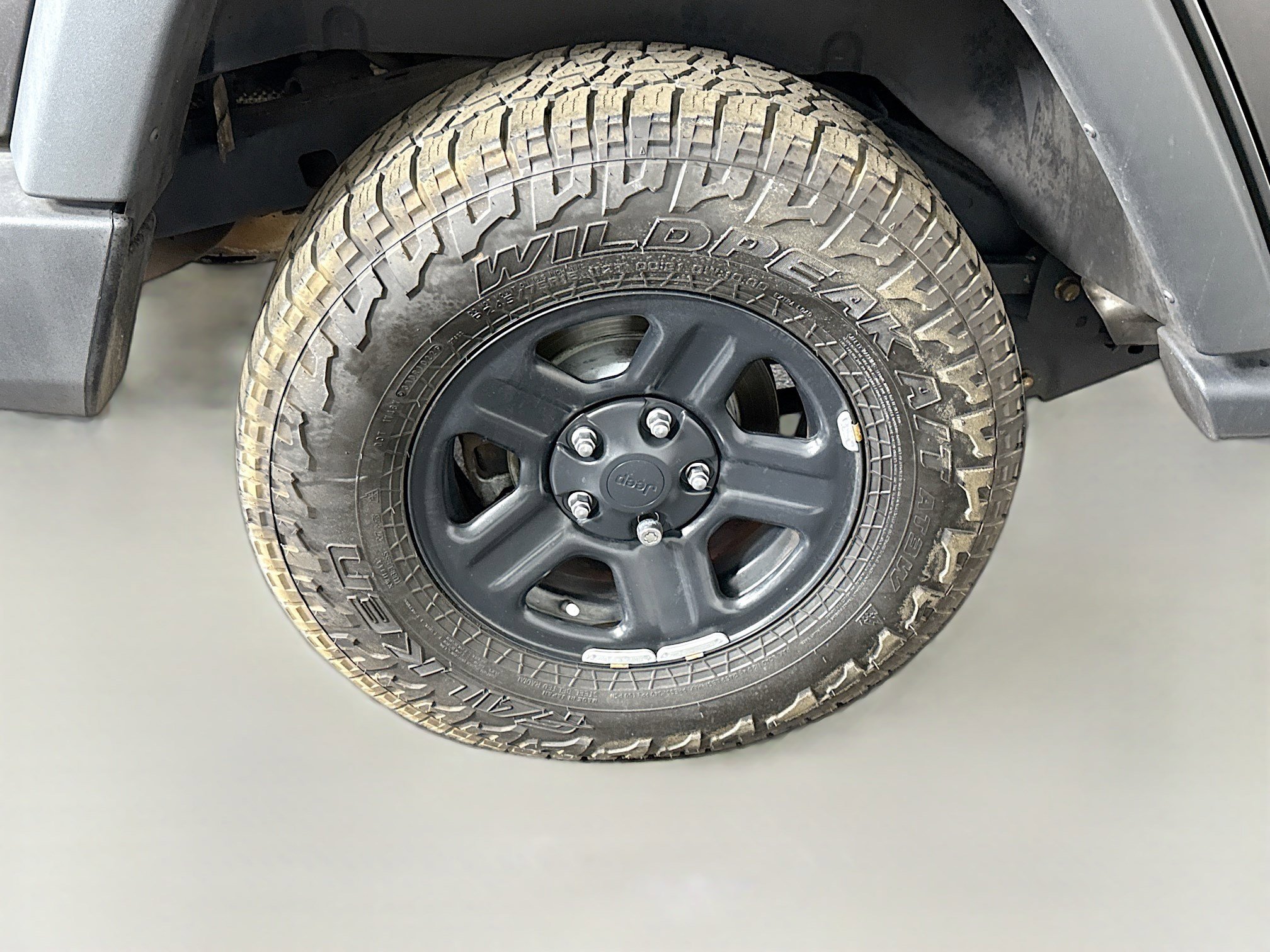 Used 2018 Jeep Wrangler Unlimited Sport image 29