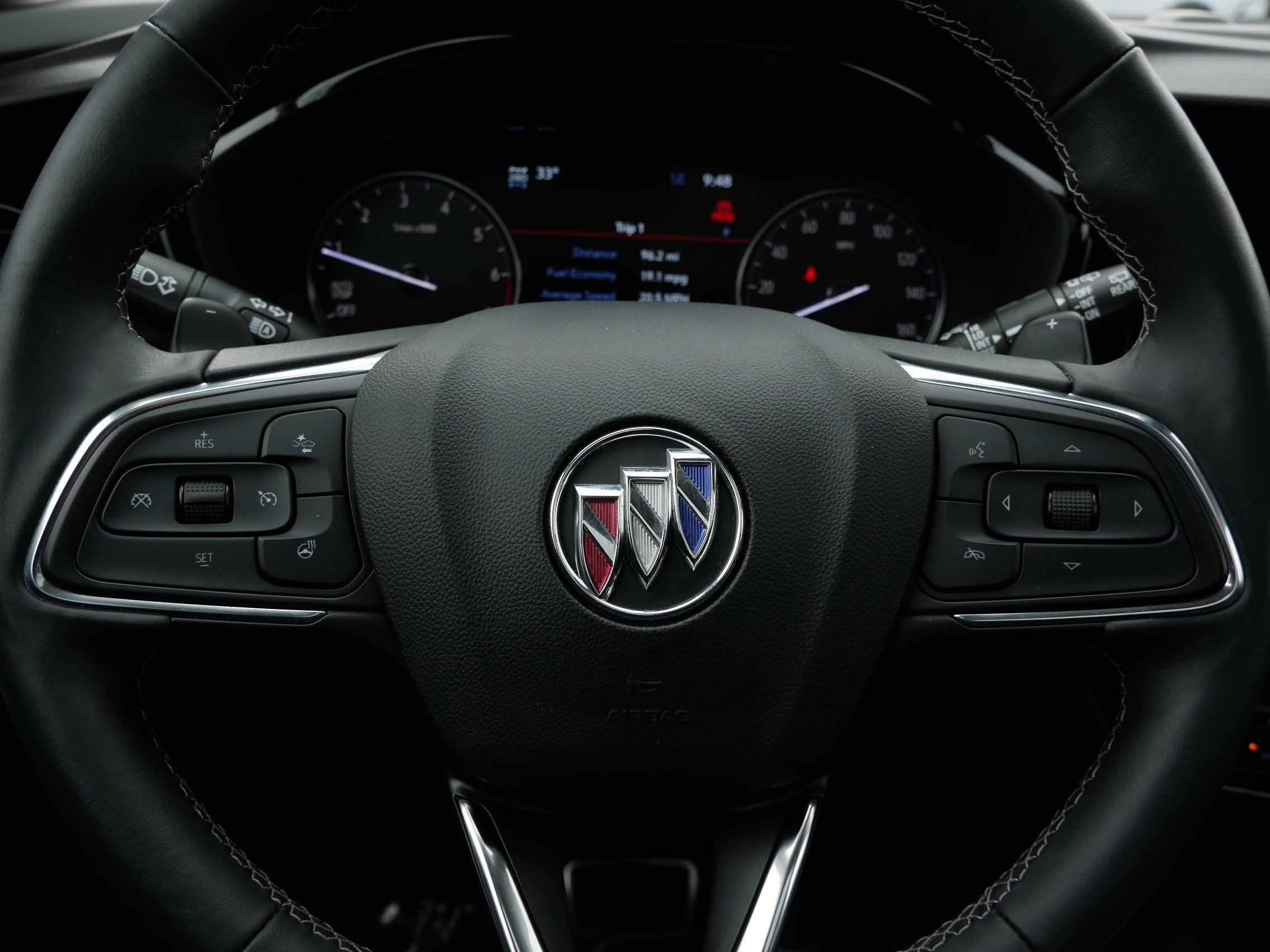 Used 2023 Buick Envision Essence w/ Sport Touring Package image 25