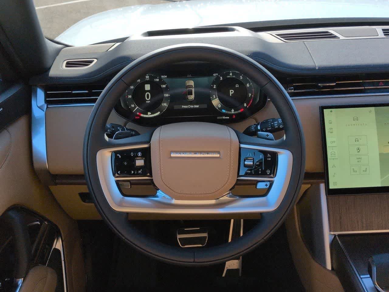 New 2026 Land Rover Range Rover Long Wheelbase SE AWD/4WD image 25