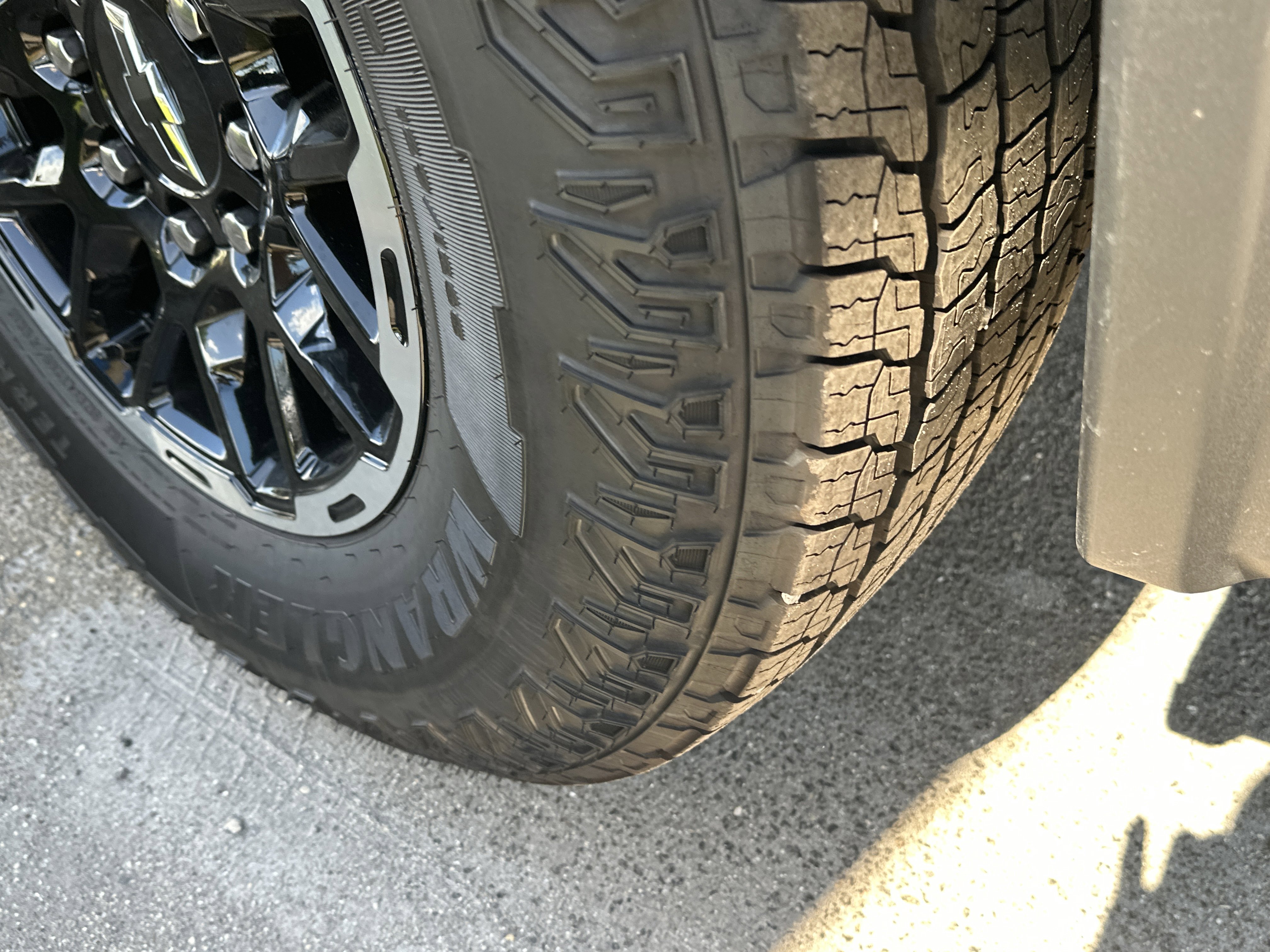 New 2026 Chevrolet Silverado EV Trail Boss w/ Premium Package image 12