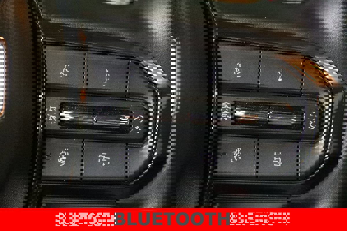 Used 2023 GMC Canyon AT4X image 14