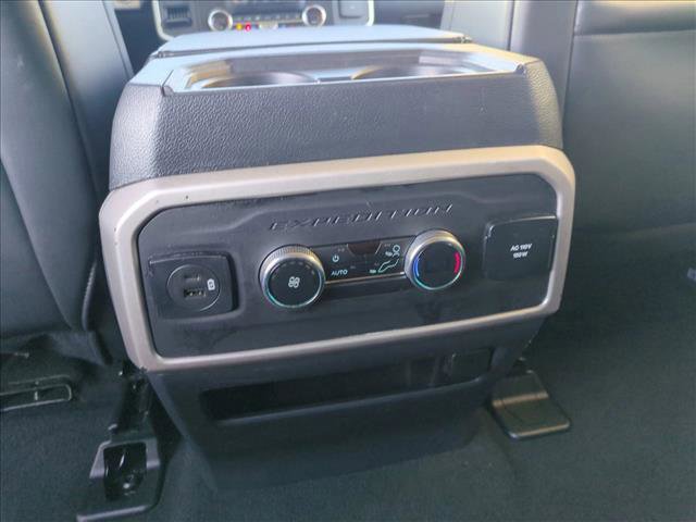 Used 2023 Ford Expedition XLT image 17