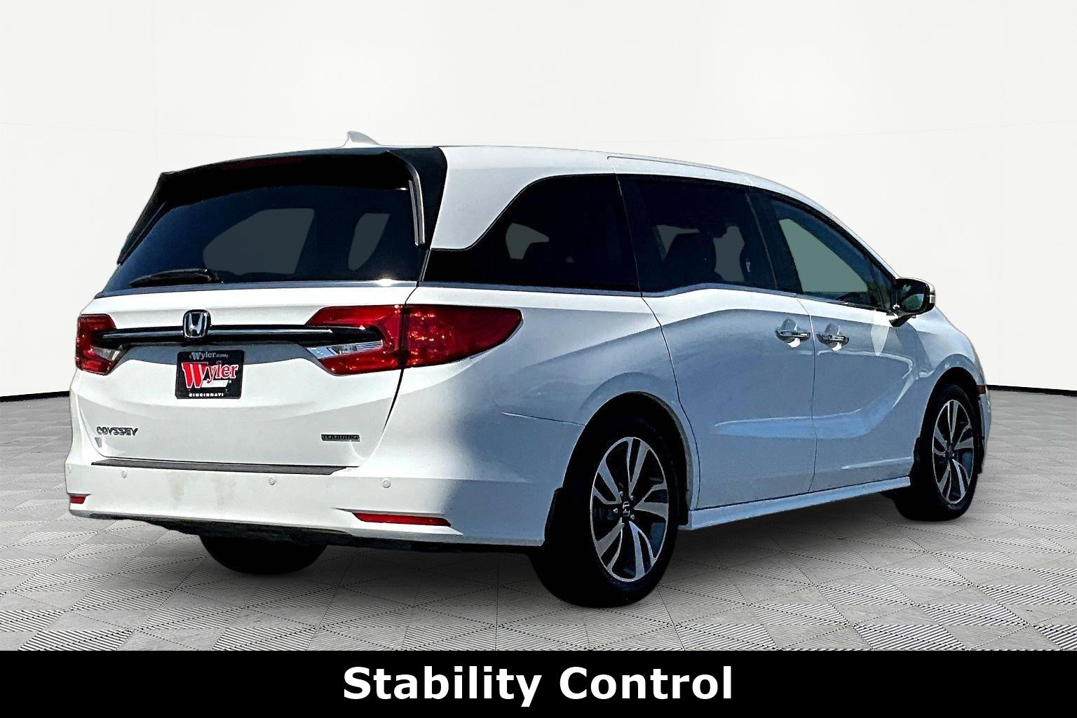 Used 2023 Honda Odyssey Touring image 6