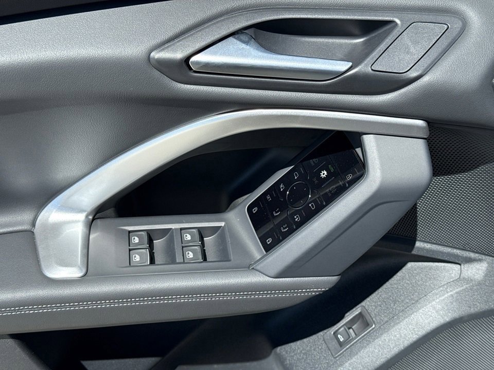 New 2025 Audi Q5 Premium image 16