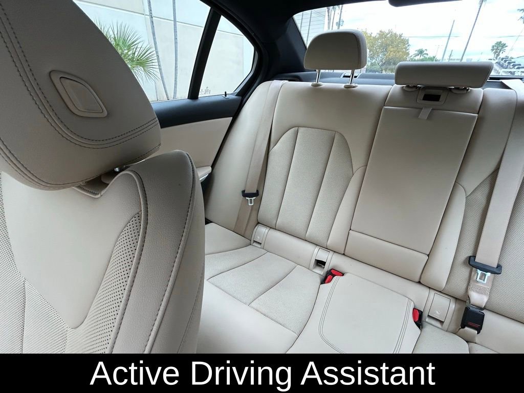 Used 2022 BMW 330i Sedan w/ Driving Assistance Package image 12