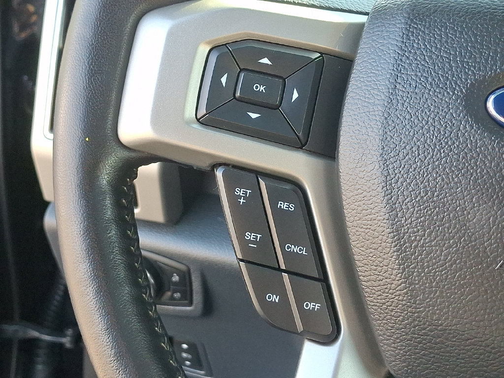 Used 2022 Ford F350 Lariat w/ Tremor Off-Road Package AWD/4WD image 23