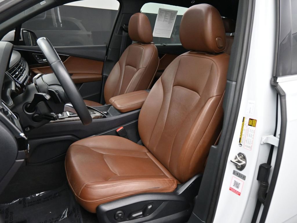 Used 2019 Audi Q7 3.0T Premium Plus w/ Premium Plus Package image 17