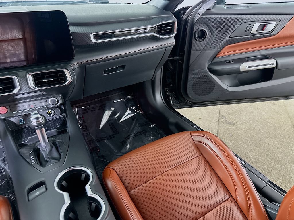 Used 2024 Ford Mustang GT Premium RWD image 19