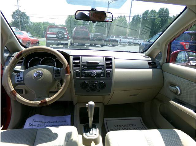 Used 2007 Nissan Versa Sedan w/ Convenience Pkg FWD image 9