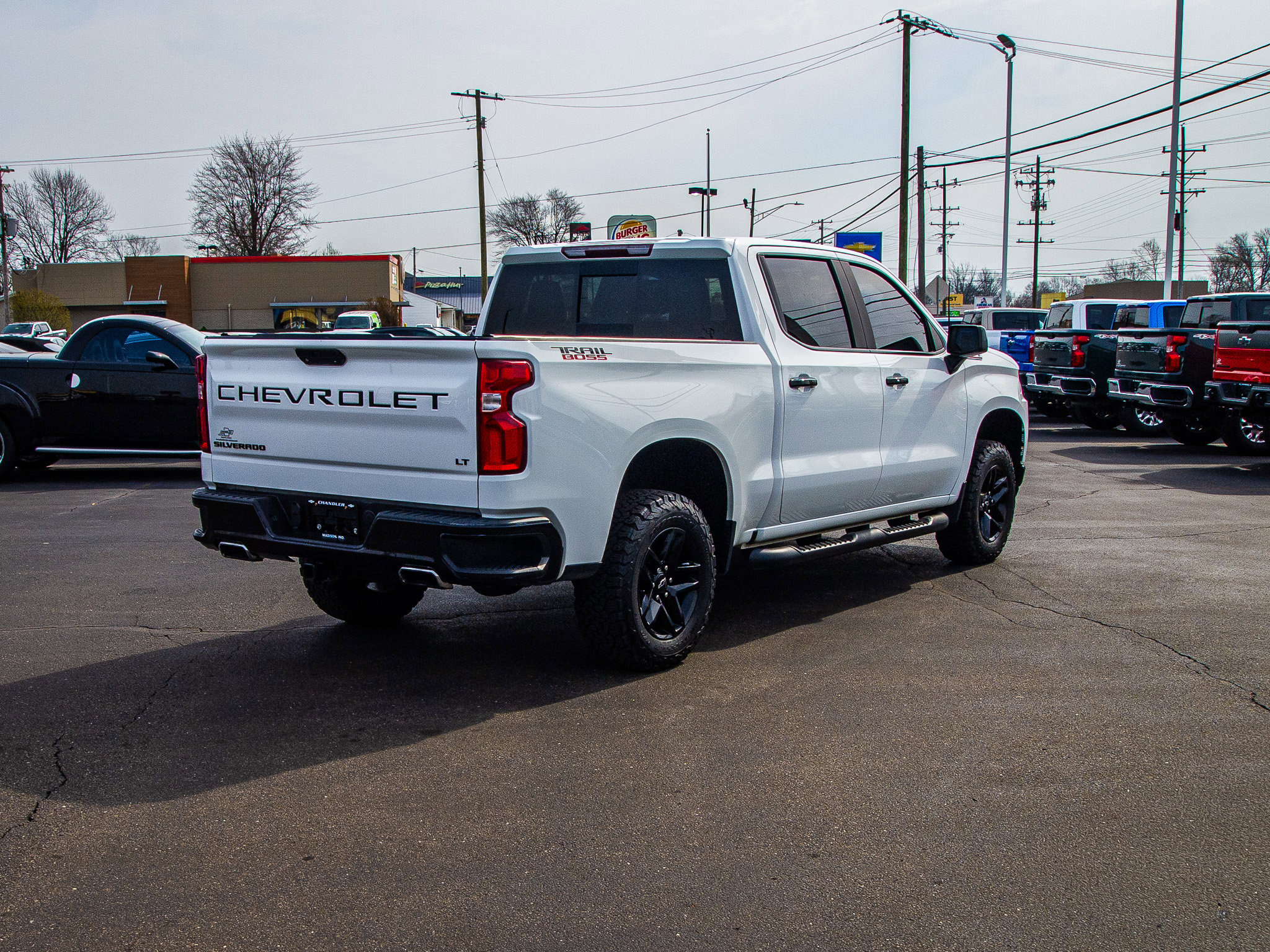 Used 2021 Chevrolet Silverado 1500 LT Trail Boss w/ Convenience Package II AWD/4WD image 7
