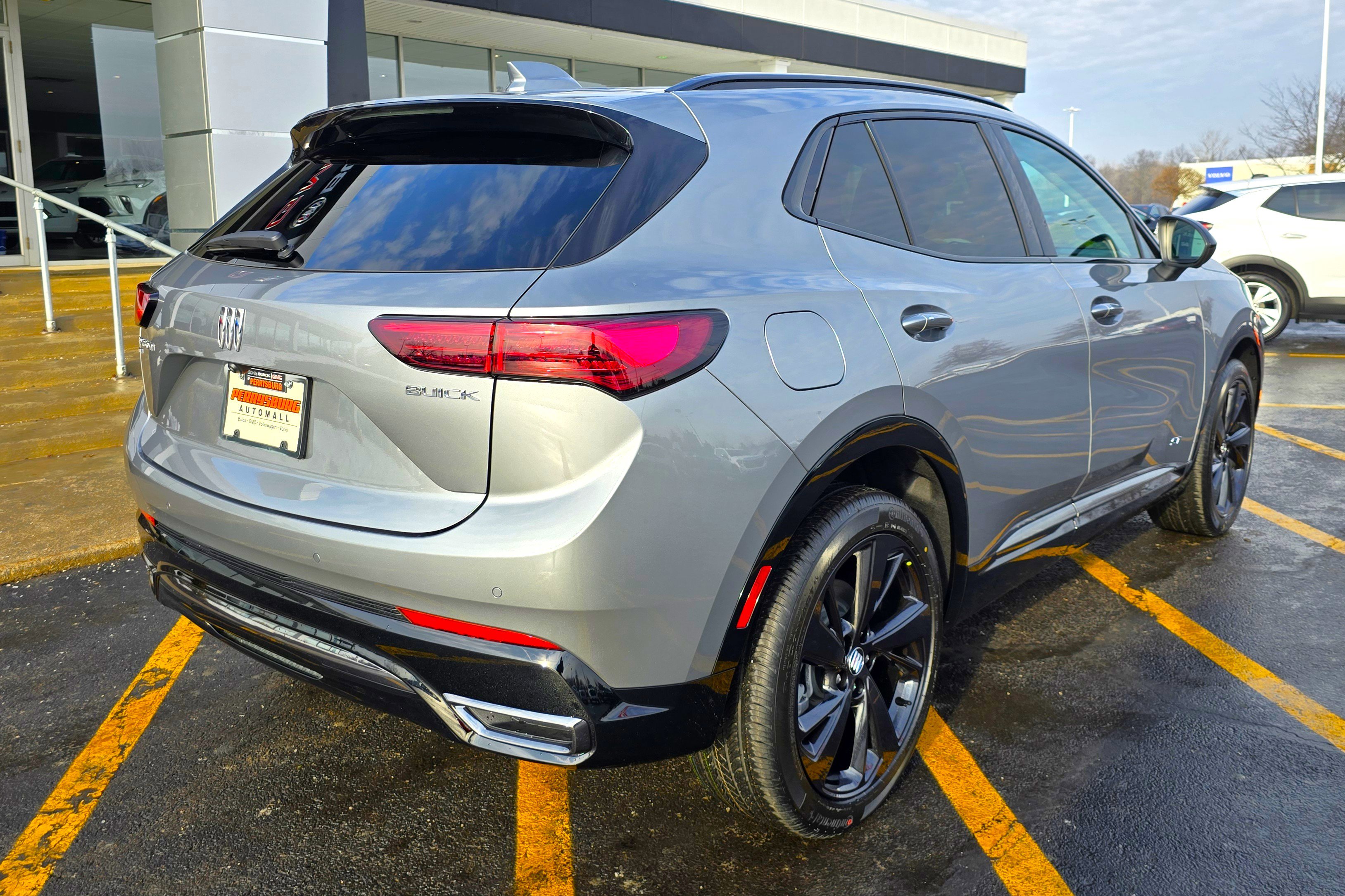 New 2026 Buick Envision Sport Touring image 9