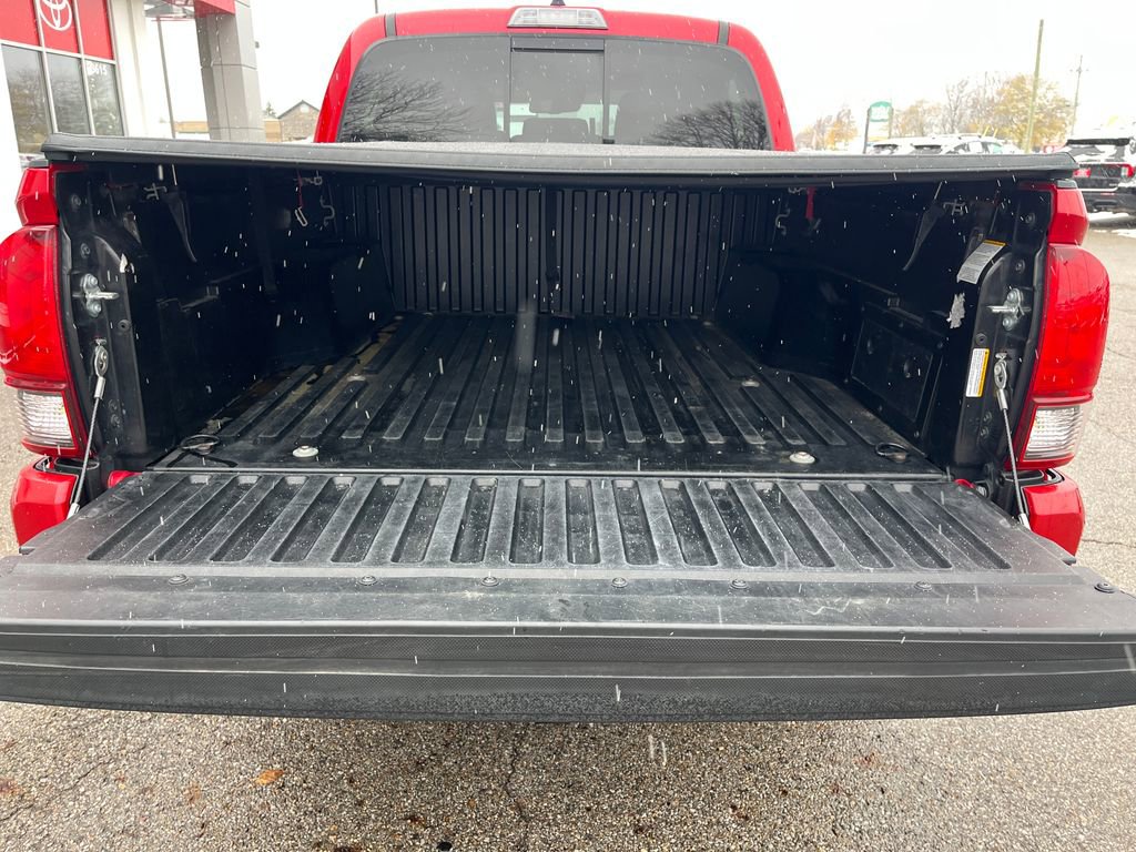 Certified 2022 Toyota Tacoma SR5 image 25
