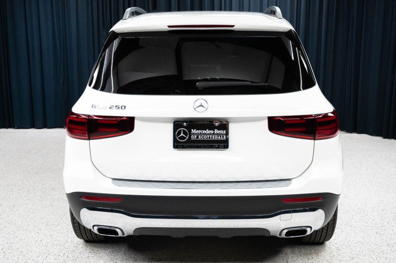 Certified 2026 Mercedes-Benz GLB 250 image 6