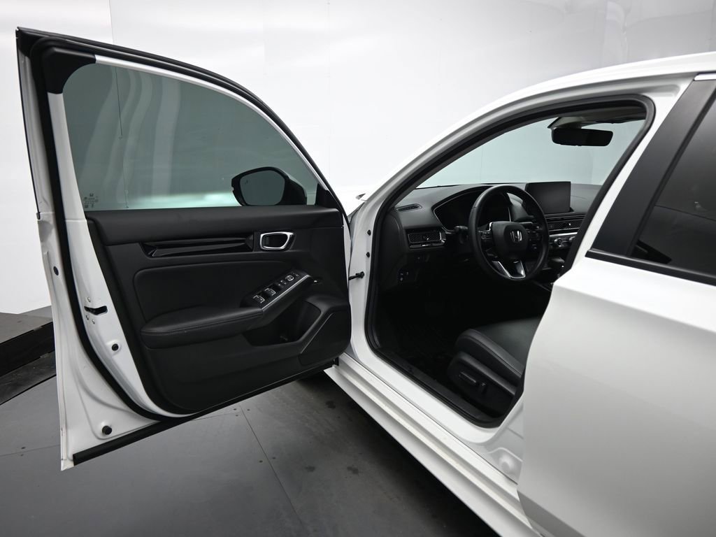 Used 2024 Honda Civic Touring image 8