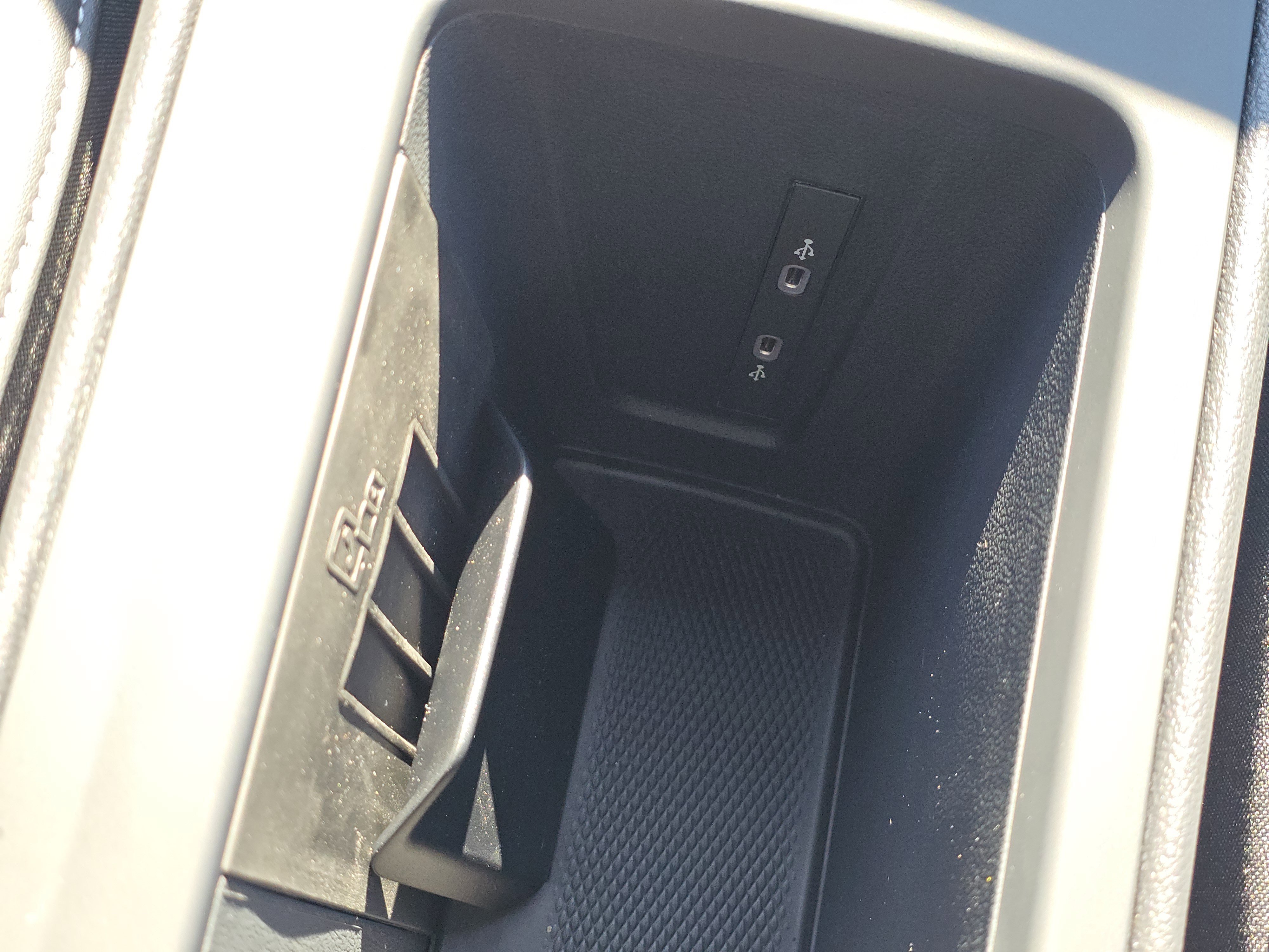 New 2026 Volkswagen Tiguan SE R-Line image 24