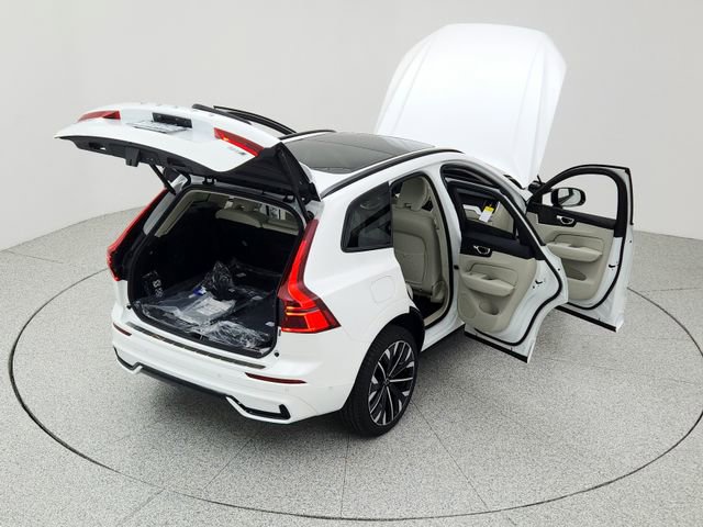 New 2026 Volvo XC60 B5 Ultra w/ Protection Package Premier image 39