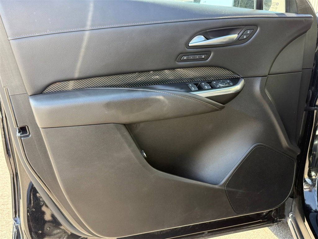 Used 2022 Cadillac XT4 Sport w/ Enhanced Visibility Package image 13