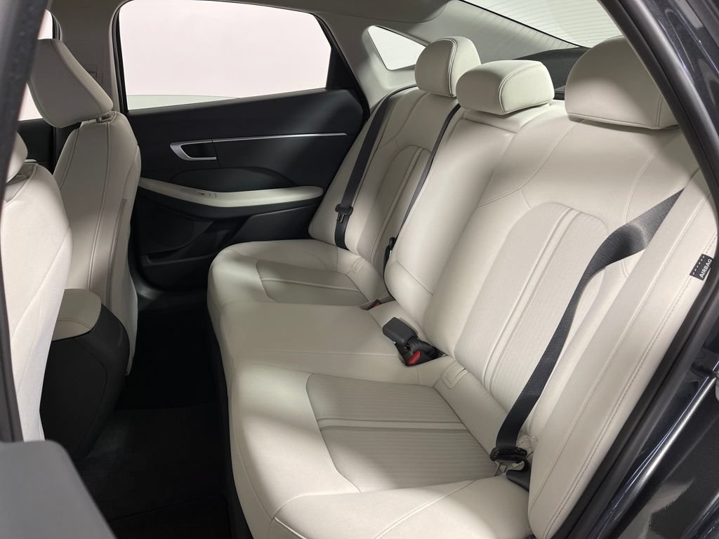 New 2026 Hyundai Sonata SEL FWD image 13