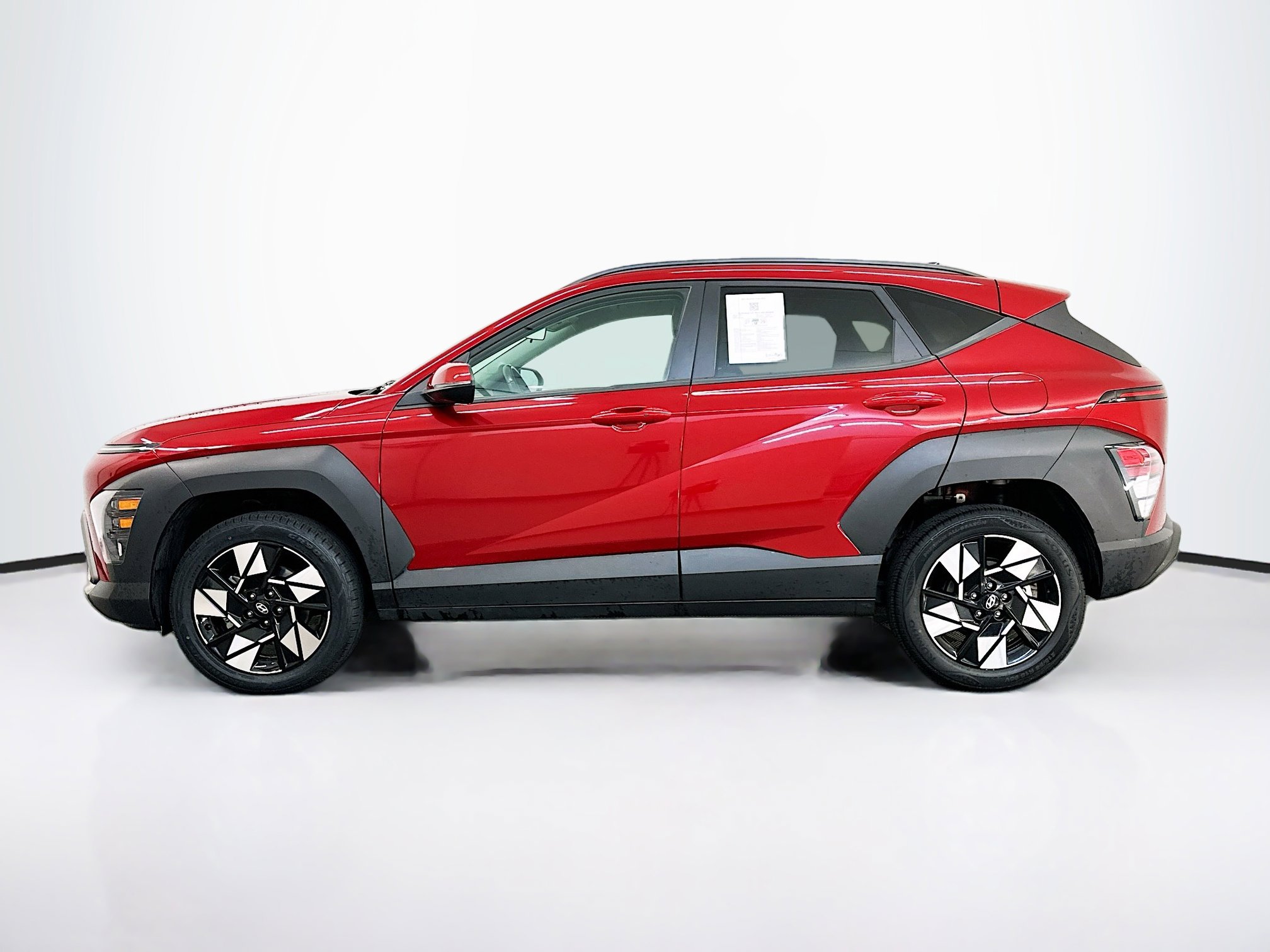 Used 2024 Hyundai Kona SEL image 4