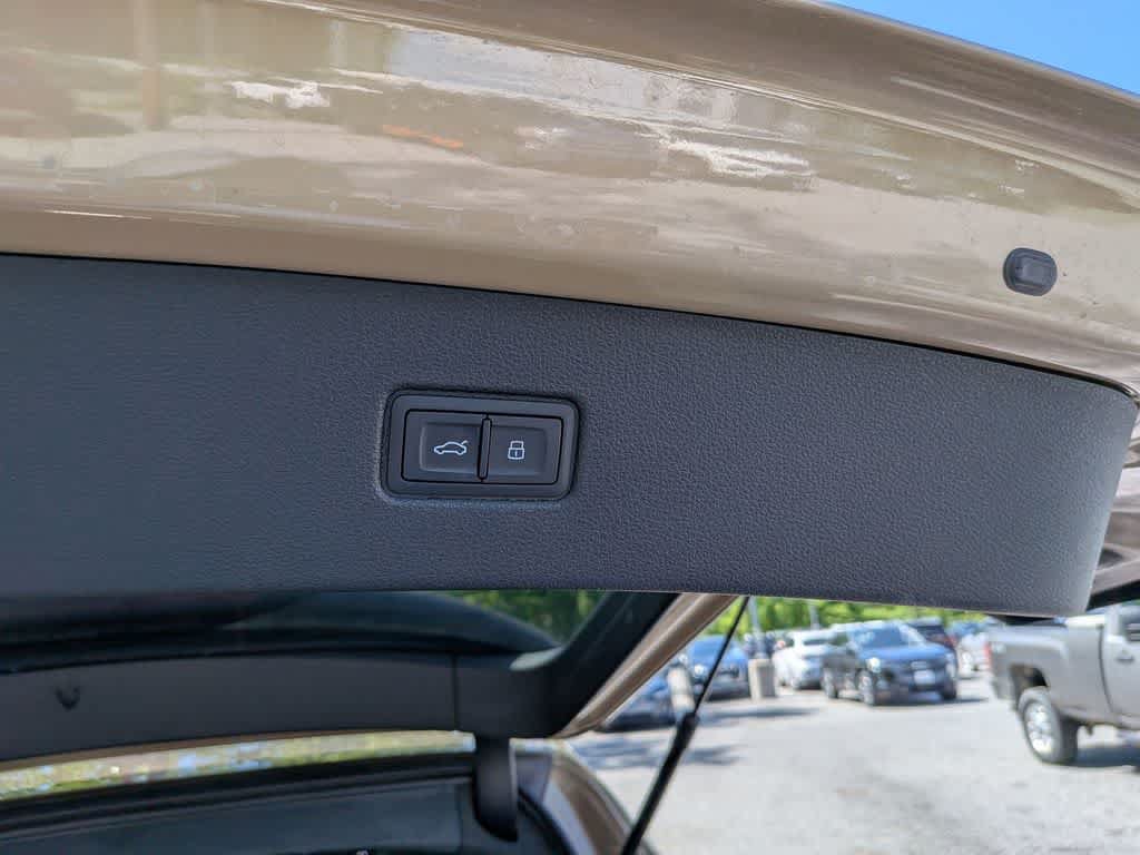 Certified 2025 Audi Q7 3.0T Prestige AWD/4WD image 21