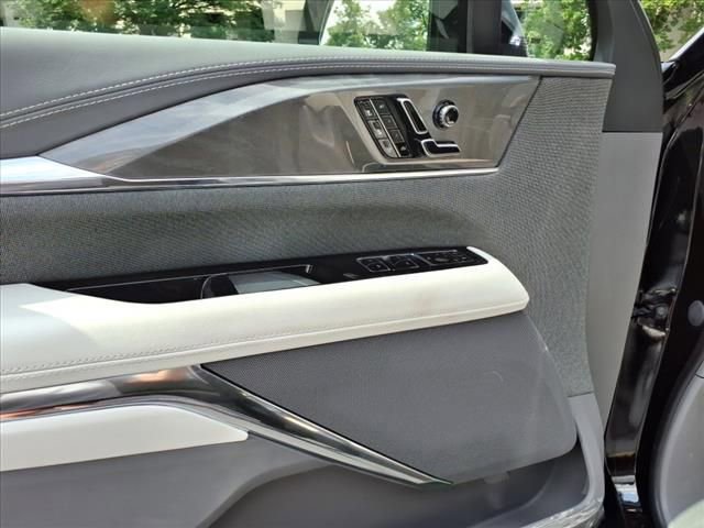 New 2026 Cadillac Escalade IQ Luxury 1 image 16