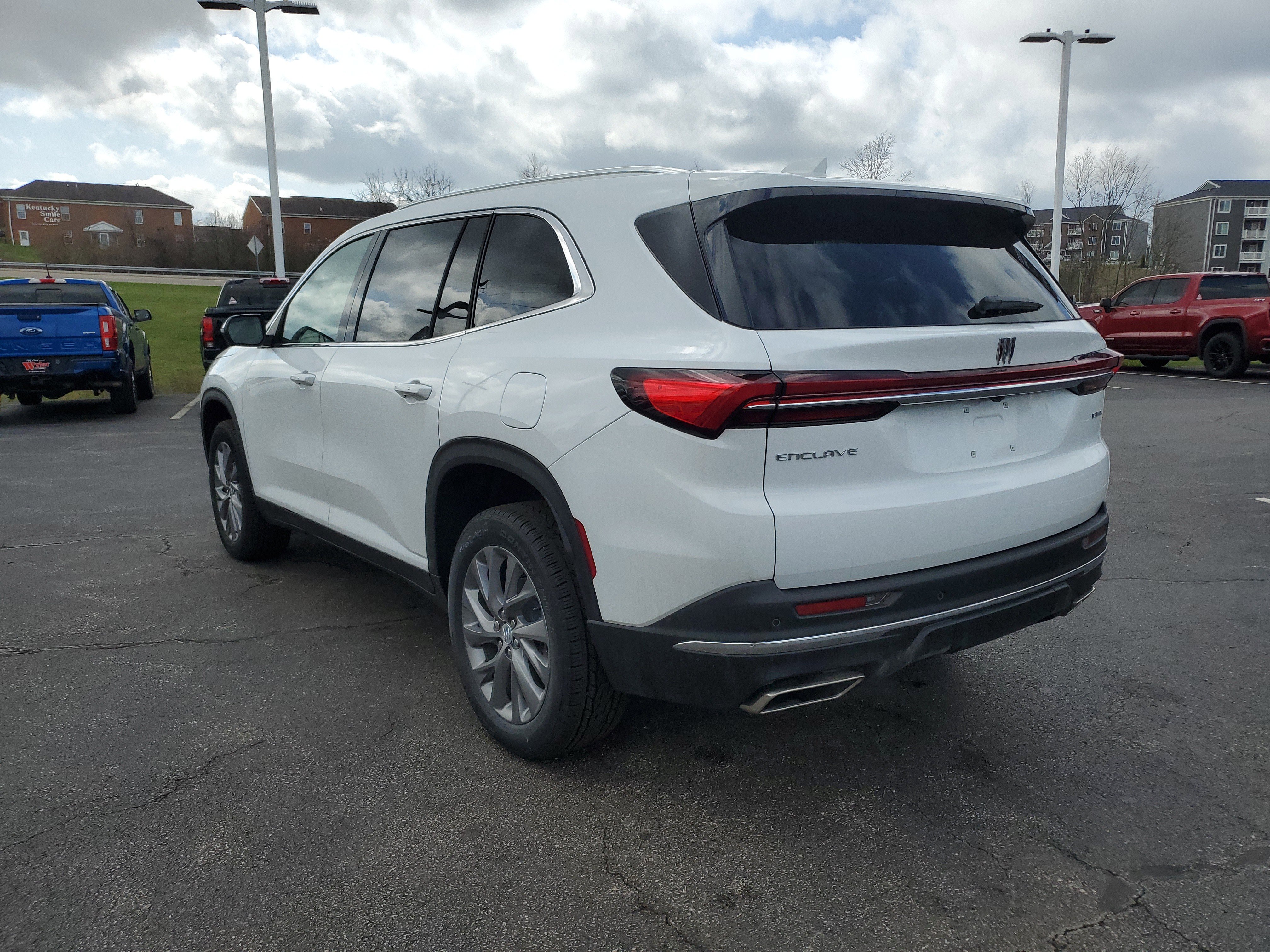 New 2026 Buick Enclave Preferred w/ Power Package image 7