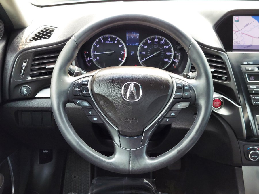 Used 2014 Acura ILX w/ Technology Package FWD image 12