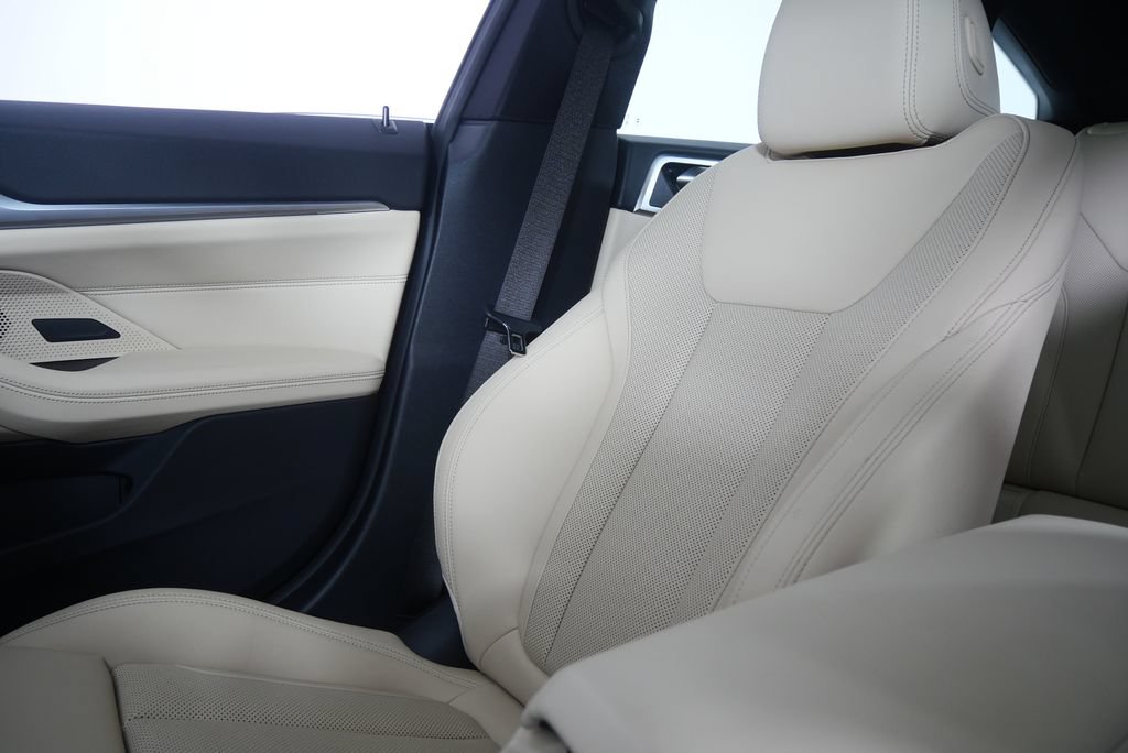 Certified 2023 BMW i4 eDrive35 RWD image 24