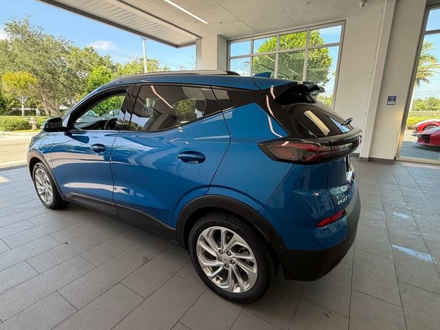 Used 2023 Chevrolet Bolt EUV LT w/ Driver Confidence Package FWD image 9