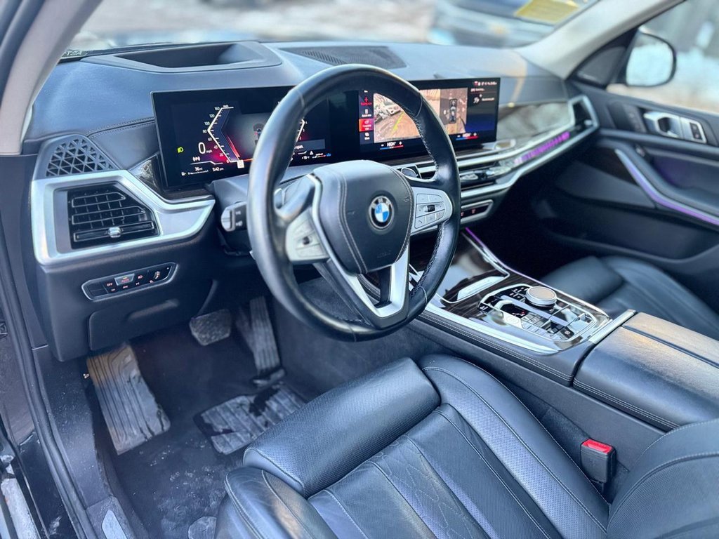 Used 2023 BMW X7 xDrive40i w/ Premium Package image 14