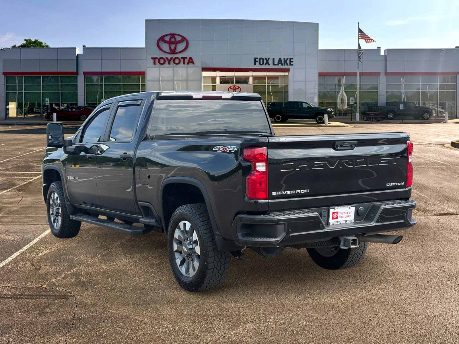 Used 2024 Chevrolet Silverado 2500 Custom w/ Custom Value Package AWD/4WD image 3
