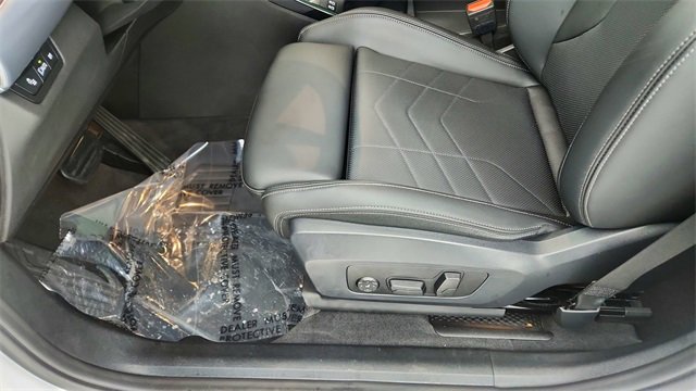 Used 2025 BMW X2 xDrive28i image 33