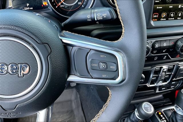 Used 2023 Jeep Gladiator Overland AWD/4WD image 11