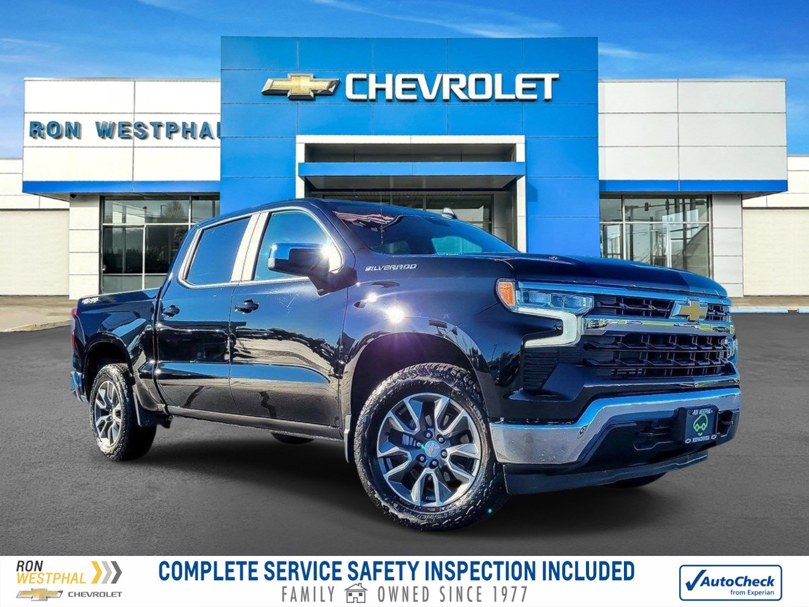 Certified 2025 Chevrolet Silverado 1500 LT AWD/4WD image 1