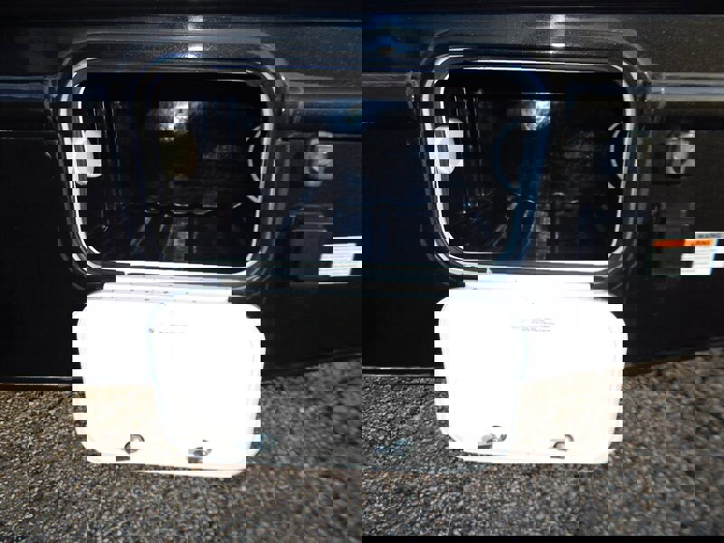 Used 2022 Ford E-450 and Econoline 450 Super Duty w/ Motorhome Prep Package image 10