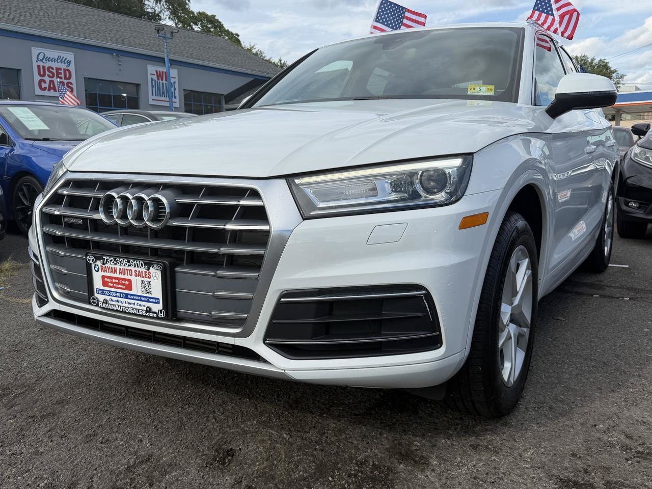 Used 2019 Audi Q5 2.0T Premium w/ Convenience Package AWD/4WD image 3