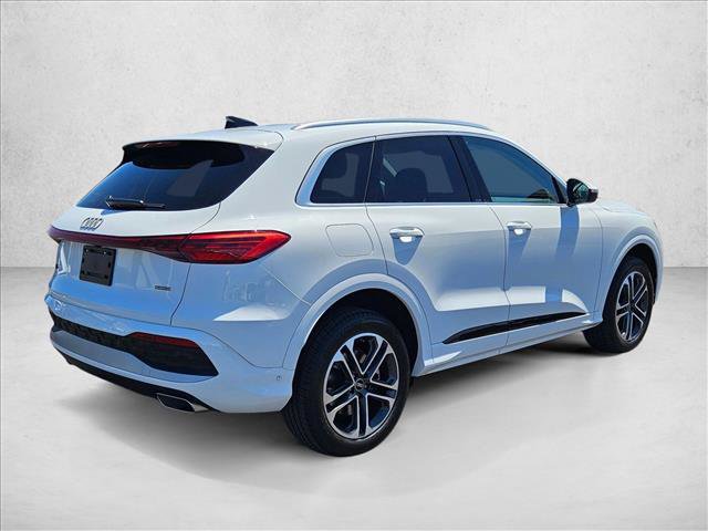 Certified 2025 Audi Q5 Premium w/ Convenience Package AWD/4WD image 5