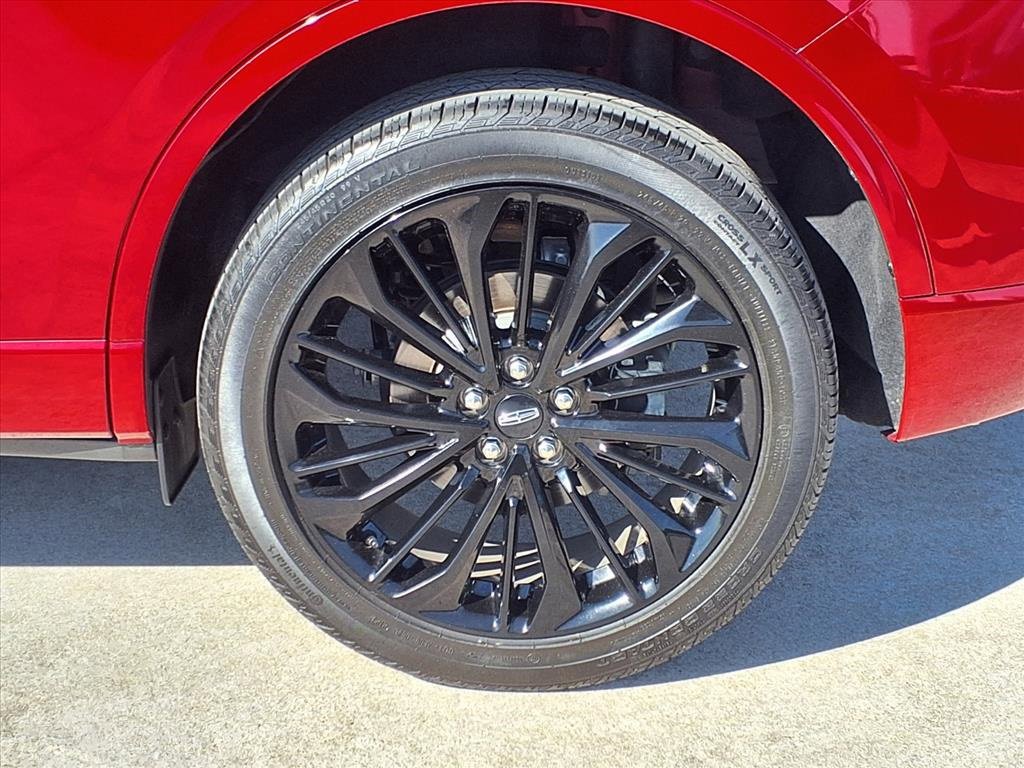 Certified 2023 Lincoln Corsair Reserve w/ Jet Appearance Package image 25