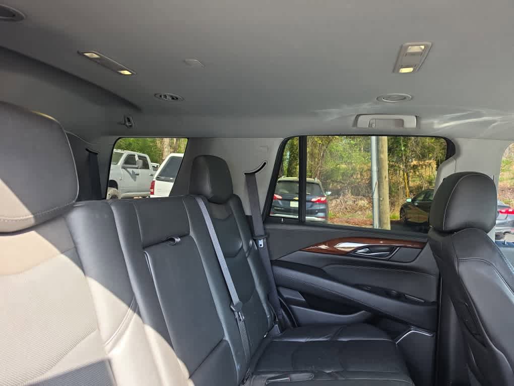 Used 2018 Cadillac Escalade 4WD image 24