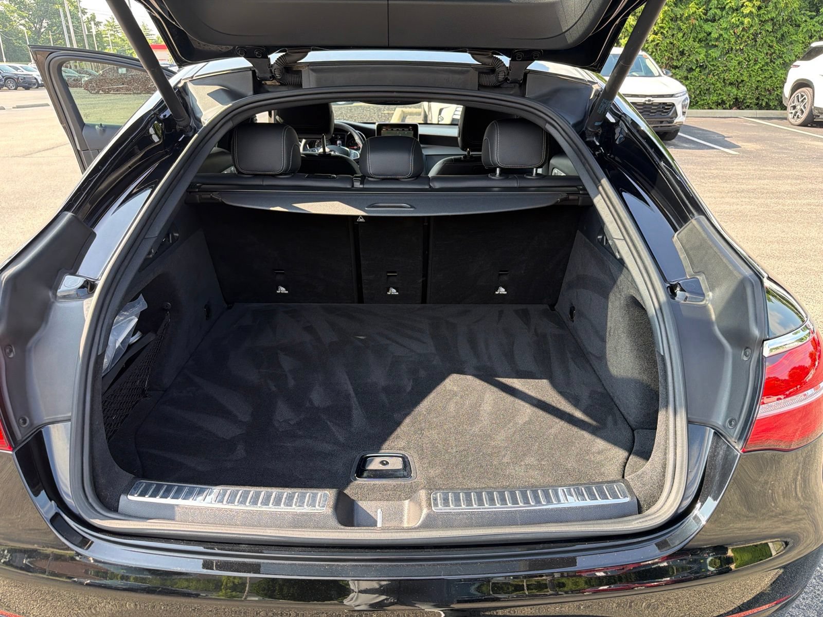 Used 2019 Mercedes-Benz GLC 300 4MATIC Coupe image 28