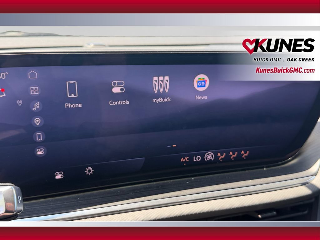 Used 2024 Buick Envision Preferred AWD/4WD image 27