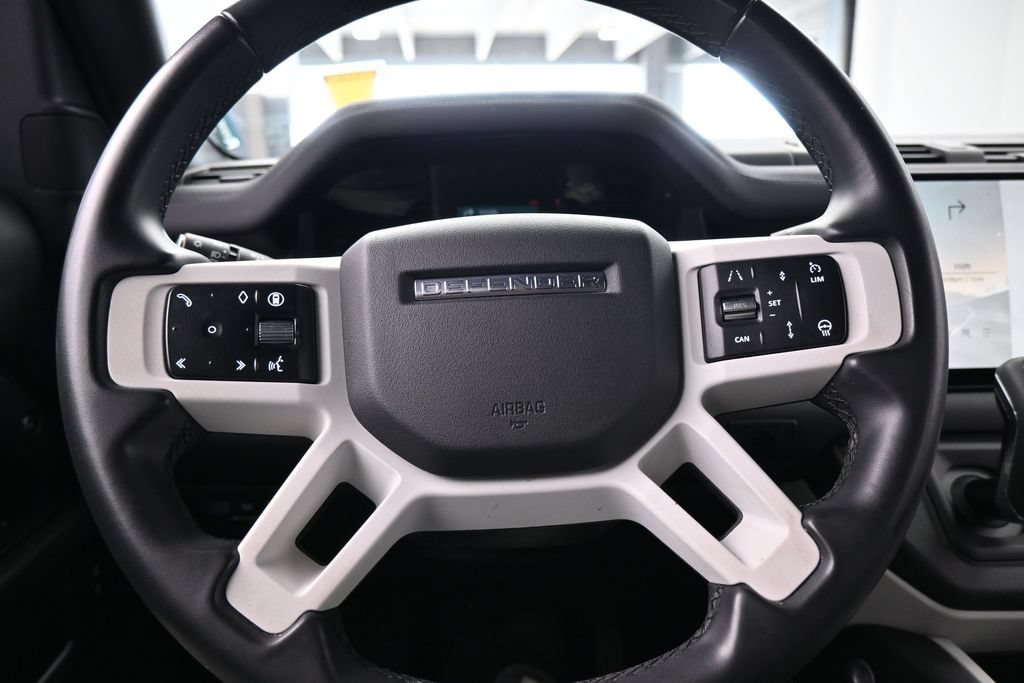 Used 2025 Land Rover Defender 110 S AWD/4WD image 34
