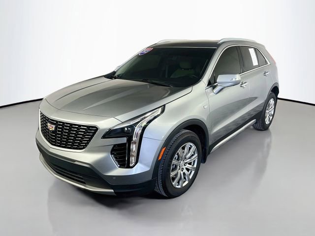 Used 2023 Cadillac XT4 Premium Luxury w/ Enhanced Visibility Package FWD image 4