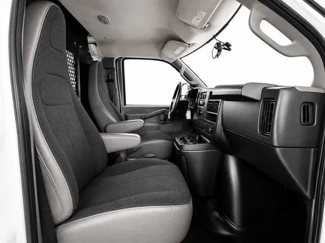 Used 2025 GMC Savana 2500 w/ Driver Convenience Package RWD image 26
