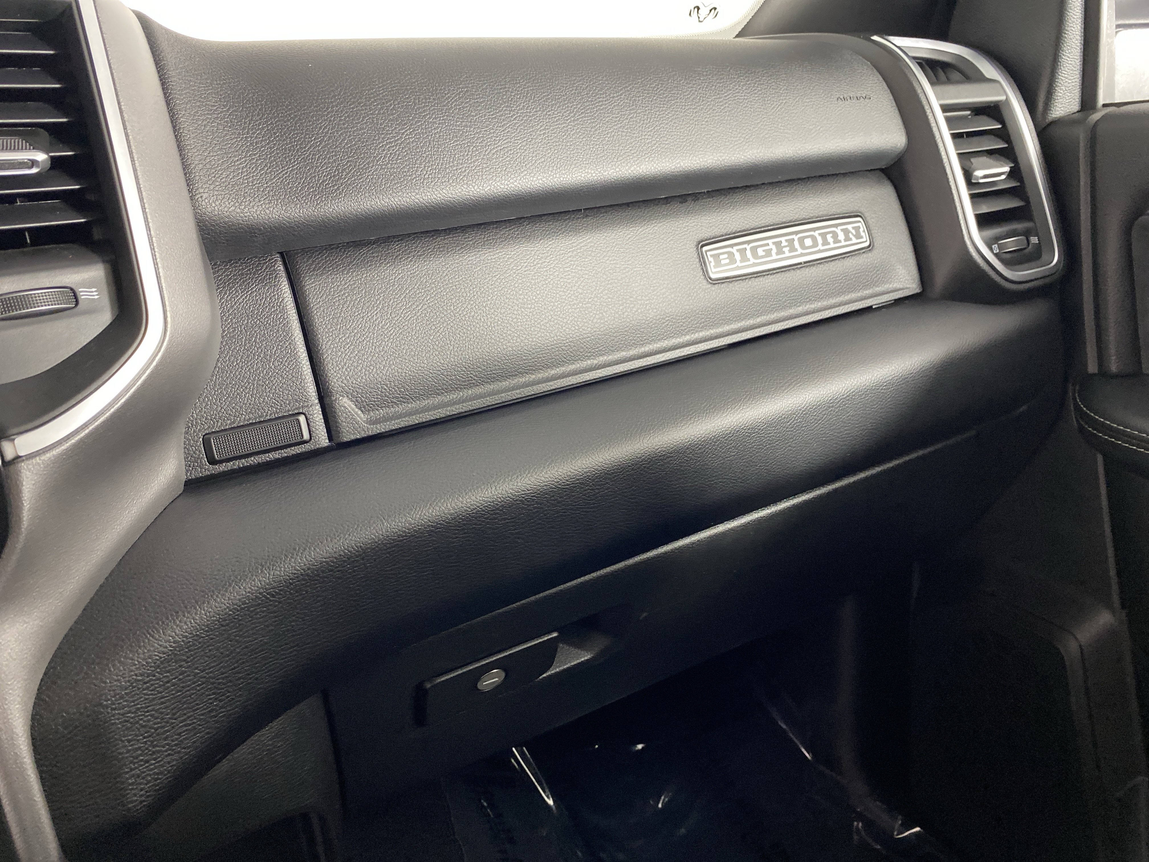 Used 2025 RAM 2500 Big Horn AWD/4WD image 33