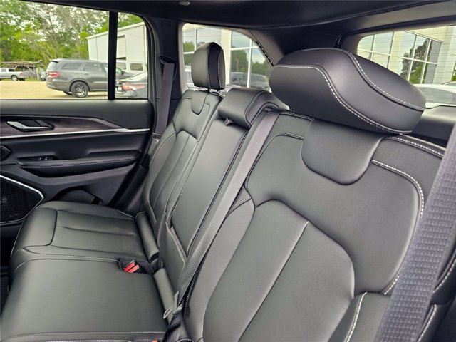 New 2026 Jeep Grand Cherokee Limited w/ Limited Altitude Package RWD image 68
