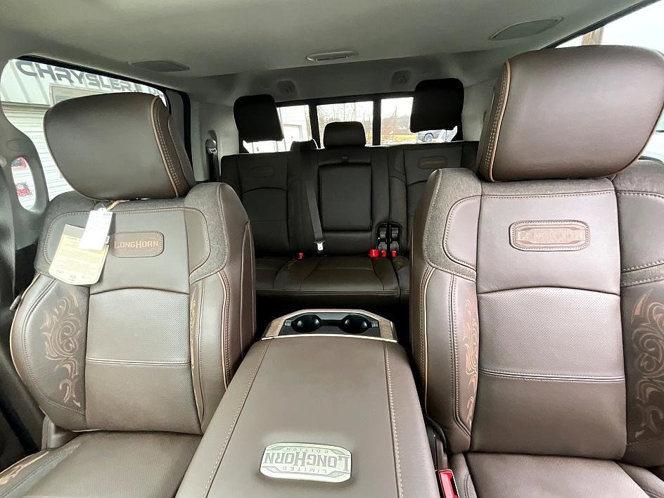 New 2026 RAM 3500 Longhorn image 39